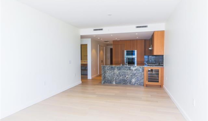 1100 Ala Moana Boulevard,Honolulu,Hawaii,96814,1 Bedroom Bedrooms,1 BathroomBathrooms,Condo/Townhouse,Ala Moana,24,18387521