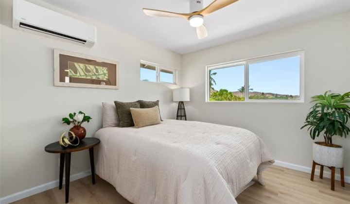 1076 Kahili Street,Kailua,Hawaii,96734,6 ベッドルーム ベッドルーム,4 バスルームバスルーム,一戸建て,Kahili,18836280