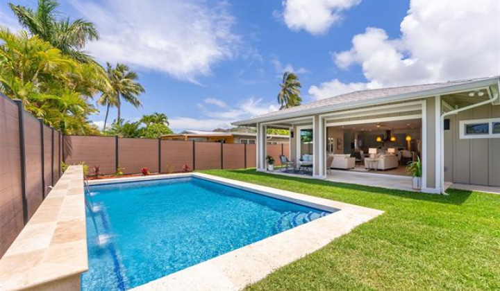 1076 Kahili Street,Kailua,Hawaii,96734,6 ベッドルーム ベッドルーム,4 バスルームバスルーム,一戸建て,Kahili,18836280