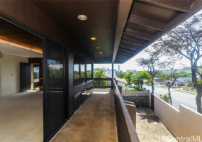 1472 Ala Naupaka Street,Honolulu,Hawaii,96818,3 Bedrooms Bedrooms,2 BathroomsBathrooms,Single family,Ala Naupaka,18387746