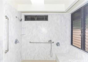 1472 Ala Naupaka Street,Honolulu,Hawaii,96818,3 Bedrooms Bedrooms,2 BathroomsBathrooms,Single family,Ala Naupaka,18387746