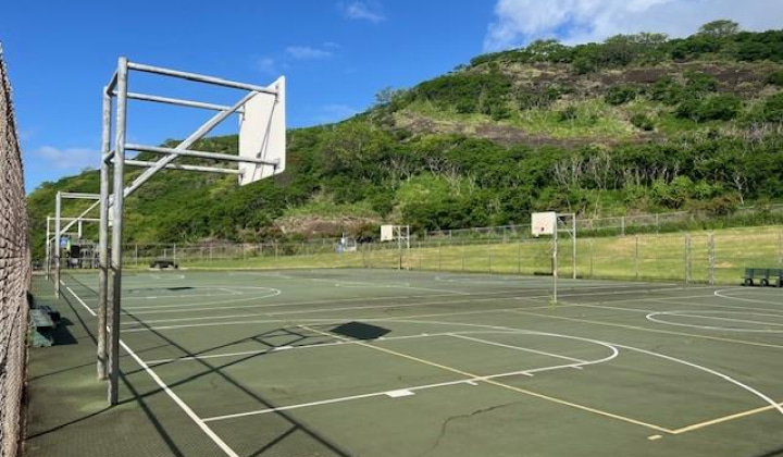 1472 Ala Naupaka Street,Honolulu,Hawaii,96818,3 Bedrooms Bedrooms,2 BathroomsBathrooms,Single family,Ala Naupaka,18387746