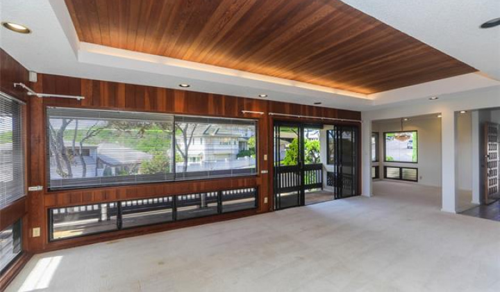 1472 Ala Naupaka Street,Honolulu,Hawaii,96818,3 Bedrooms Bedrooms,2 BathroomsBathrooms,Single family,Ala Naupaka,18387746