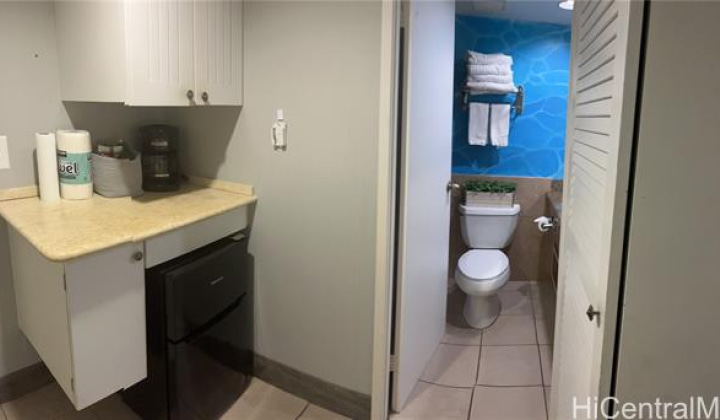 1850 Ala Moana Boulevard,Honolulu,Hawaii,96815,1 BathroomBathrooms,Condo/Townhouse,Ala Moana,11,18387771