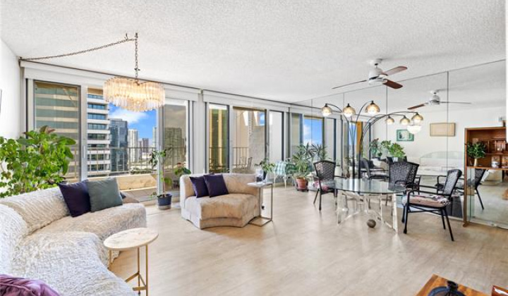1350 Ala Moana Boulevard,Honolulu,Hawaii,96814,2 ベッドルーム ベッドルーム,2 バスルームバスルーム,コンド / タウンハウス,Ala Moana,40,18387980