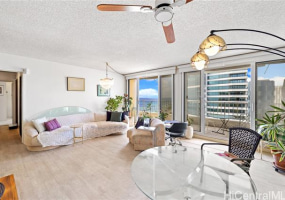 1350 Ala Moana Boulevard,Honolulu,Hawaii,96814,2 ベッドルーム ベッドルーム,2 バスルームバスルーム,コンド / タウンハウス,Ala Moana,40,18387980