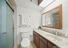 1760 Beretania Street,Honolulu,Hawaii,96826,2 ベッドルーム ベッドルーム,2 バスルームバスルーム,コンド / タウンハウス,Beretania,10,18387997
