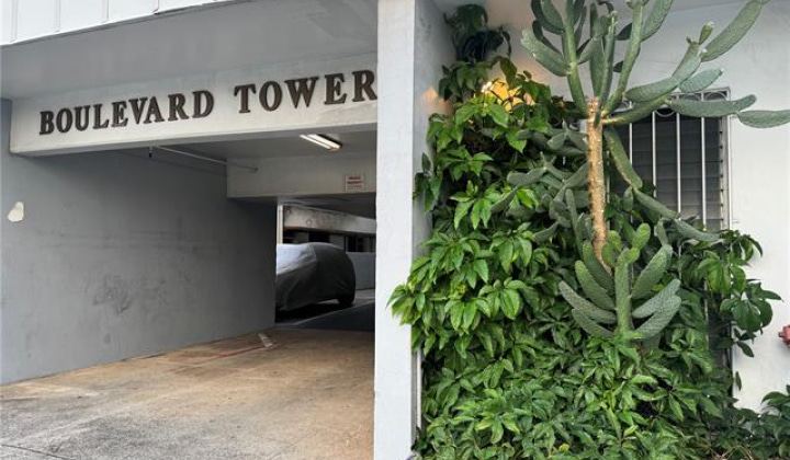 2281 Ala Wai Boulevard,Honolulu,Hawaii,96815,3 ベッドルーム ベッドルーム,1 バスルームバスルーム,コンド / タウンハウス,Ala Wai,404,18388014