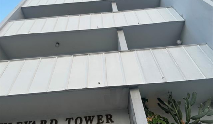 2281 Ala Wai Boulevard,Honolulu,Hawaii,96815,3 ベッドルーム ベッドルーム,1 バスルームバスルーム,コンド / タウンハウス,Ala Wai,404,18388014
