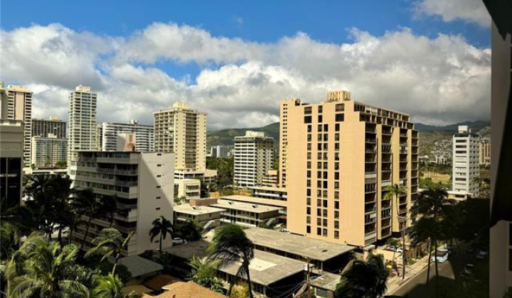 201 Ohua Avenue,Honolulu,Hawaii,96815,1 Bedroom Bedrooms,1 BathroomBathrooms,Condo/Townhouse,Ohua,10,18388504