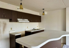201 Ohua Avenue,Honolulu,Hawaii,96815,1 Bedroom Bedrooms,1 BathroomBathrooms,Condo/Townhouse,Ohua,10,18388504