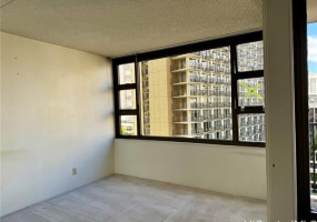 201 Ohua Avenue,Honolulu,Hawaii,96815,1 Bedroom Bedrooms,1 BathroomBathrooms,Condo/Townhouse,Ohua,10,18388504