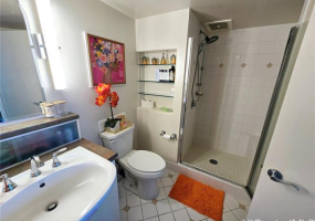 801 King Street,Honolulu,Hawaii,96813,2 Bedrooms Bedrooms,2 BathroomsBathrooms,Condo/Townhouse,King,32,18388508