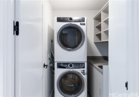 1100 Ala Moana Boulevard,Honolulu,Hawaii,96814,1 Bedroom Bedrooms,1 BathroomBathrooms,Condo/Townhouse,Ala Moana,31,18388563