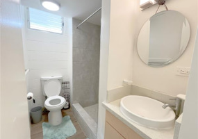 1716 Keeaumoku Street,Honolulu,Hawaii,96822,2 Bedrooms Bedrooms,1 BathroomBathrooms,Condo/Townhouse,Keeaumoku,6,18388567