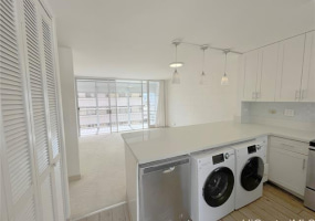 1716 Keeaumoku Street,Honolulu,Hawaii,96822,2 Bedrooms Bedrooms,1 BathroomBathrooms,Condo/Townhouse,Keeaumoku,6,18388567