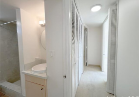 1716 Keeaumoku Street,Honolulu,Hawaii,96822,2 Bedrooms Bedrooms,1 BathroomBathrooms,Condo/Townhouse,Keeaumoku,6,18388567
