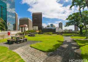 1255 Nuuanu Avenue,Honolulu,Hawaii,96817,2 ベッドルーム ベッドルーム,1 バスルームバスルーム,コンド / タウンハウス,Nuuanu,30,18837898