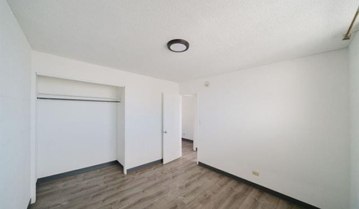 715 Umi Street,Honolulu,Hawaii,96819,1 Bedroom Bedrooms,1 BathroomBathrooms,Condo/Townhouse,Umi,3,18388868