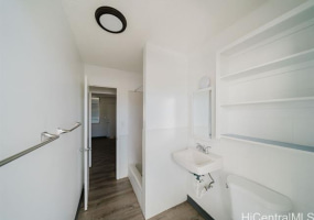 715 Umi Street,Honolulu,Hawaii,96819,1 Bedroom Bedrooms,1 BathroomBathrooms,Condo/Townhouse,Umi,3,18388868