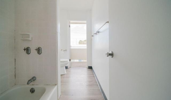 715 Umi Street,Honolulu,Hawaii,96819,1 Bedroom Bedrooms,1 BathroomBathrooms,Condo/Townhouse,Umi,3,18388868