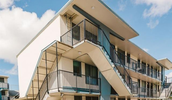 715 Umi Street,Honolulu,Hawaii,96819,1 Bedroom Bedrooms,1 BathroomBathrooms,Condo/Townhouse,Umi,3,18388868