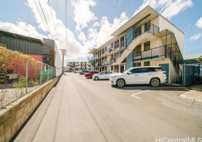 715 Umi Street,Honolulu,Hawaii,96819,1 Bedroom Bedrooms,1 BathroomBathrooms,Condo/Townhouse,Umi,3,18388868