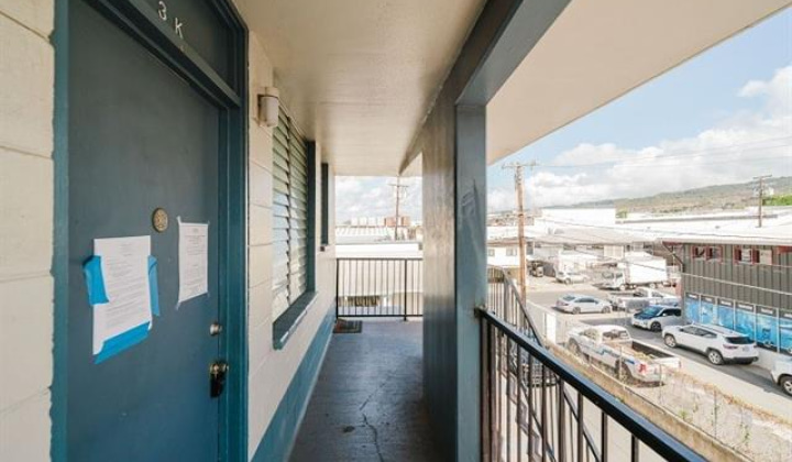 715 Umi Street,Honolulu,Hawaii,96819,1 Bedroom Bedrooms,1 BathroomBathrooms,Condo/Townhouse,Umi,3,18388868