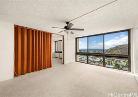 501 Hahaione Street,Honolulu,Hawaii,96825,2 ベッドルーム ベッドルーム,2 バスルームバスルーム,コンド / タウンハウス,Hahaione,19,18388893