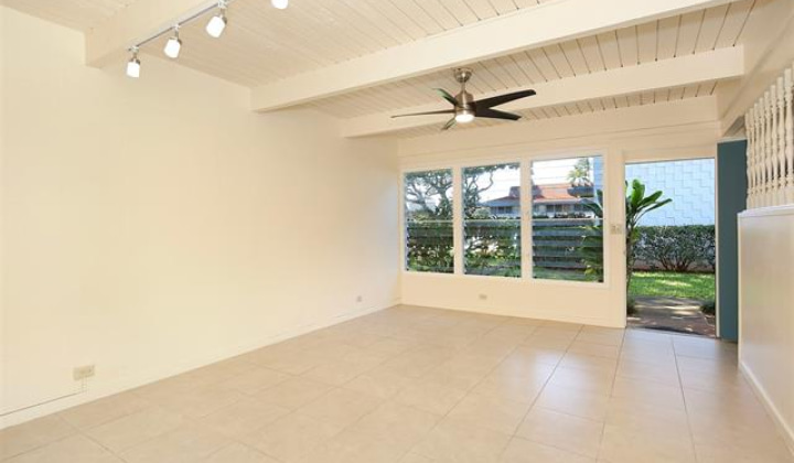 4225 Keanu Street,Honolulu,Hawaii,96816,2 ベッドルーム ベッドルーム,2 バスルームバスルーム,コンド / タウンハウス,Keanu,1,18388925