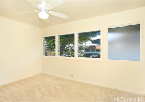 4225 Keanu Street,Honolulu,Hawaii,96816,2 ベッドルーム ベッドルーム,2 バスルームバスルーム,コンド / タウンハウス,Keanu,1,18388925