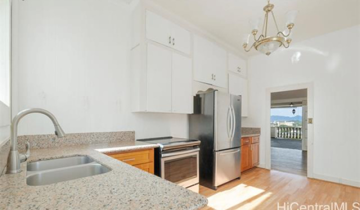 1747 Skyline Drive,Honolulu,Hawaii,96817,6 Bedrooms Bedrooms,3 BathroomsBathrooms,Single family,Skyline,18388933