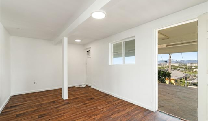 1747 Skyline Drive,Honolulu,Hawaii,96817,6 Bedrooms Bedrooms,3 BathroomsBathrooms,Single family,Skyline,18388933