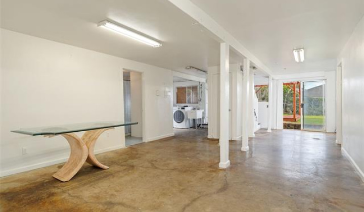 1747 Skyline Drive,Honolulu,Hawaii,96817,6 Bedrooms Bedrooms,3 BathroomsBathrooms,Single family,Skyline,18388933