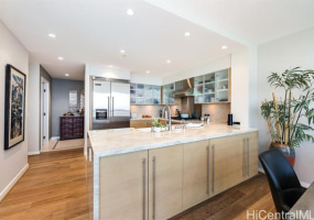 1177 Queen Street,Honolulu,Hawaii,96814,2 Bedrooms Bedrooms,2 BathroomsBathrooms,Condo/Townhouse,Queen,45,18389161