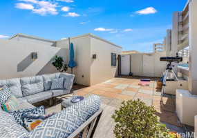 1177 Queen Street,Honolulu,Hawaii,96814,2 Bedrooms Bedrooms,2 BathroomsBathrooms,Condo/Townhouse,Queen,45,18389161