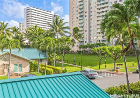 1090 Ala Napunani Street,Honolulu,Hawaii,96818,2 Bedrooms Bedrooms,2 BathroomsBathrooms,Condo/Townhouse,Ala Napunani,1,18389194