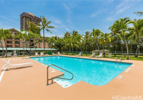 1090 Ala Napunani Street,Honolulu,Hawaii,96818,2 Bedrooms Bedrooms,2 BathroomsBathrooms,Condo/Townhouse,Ala Napunani,1,18389194