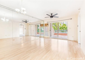 1090 Ala Napunani Street,Honolulu,Hawaii,96818,2 Bedrooms Bedrooms,2 BathroomsBathrooms,Condo/Townhouse,Ala Napunani,1,18389194