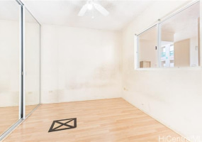 1090 Ala Napunani Street,Honolulu,Hawaii,96818,2 Bedrooms Bedrooms,2 BathroomsBathrooms,Condo/Townhouse,Ala Napunani,1,18389194