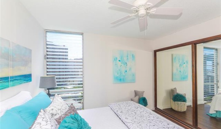 1848 Kahakai Drive,Honolulu,Hawaii,96814,1 ベッドルーム ベッドルーム,1 バスルームバスルーム,コンド / タウンハウス,Kahakai,18,18389346
