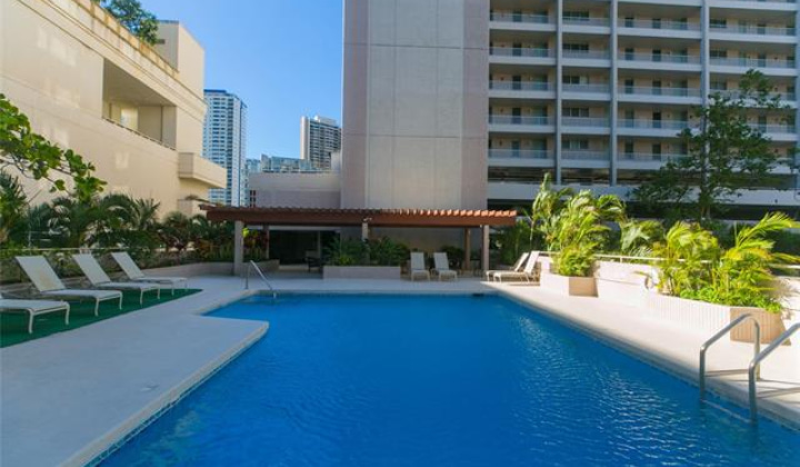 1848 Kahakai Drive,Honolulu,Hawaii,96814,1 ベッドルーム ベッドルーム,1 バスルームバスルーム,コンド / タウンハウス,Kahakai,18,18389346