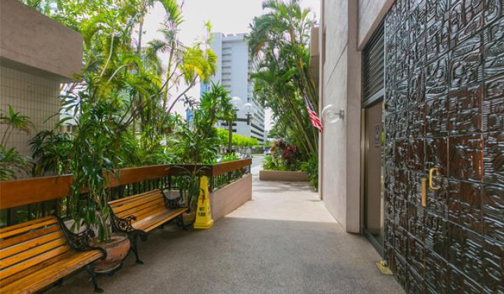 1848 Kahakai Drive,Honolulu,Hawaii,96814,1 ベッドルーム ベッドルーム,1 バスルームバスルーム,コンド / タウンハウス,Kahakai,18,18389346