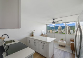 2211 Ala Wai Boulevard,Honolulu,Hawaii,96815,1 ベッドルーム ベッドルーム,1 バスルームバスルーム,コンド / タウンハウス,Ala Wai,8,18389510