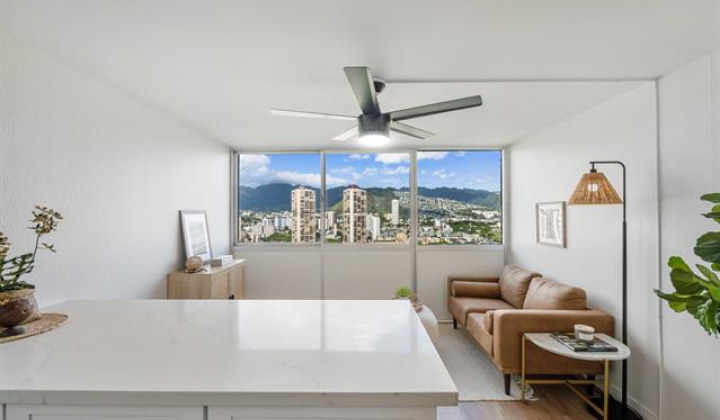 2211 Ala Wai Boulevard,Honolulu,Hawaii,96815,1 ベッドルーム ベッドルーム,1 バスルームバスルーム,コンド / タウンハウス,Ala Wai,8,18389510