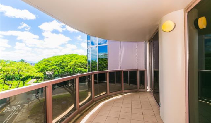 415 South Street,Honolulu,Hawaii,96813,2 ベッドルーム ベッドルーム,2 バスルームバスルーム,コンド / タウンハウス,South,4,18389576