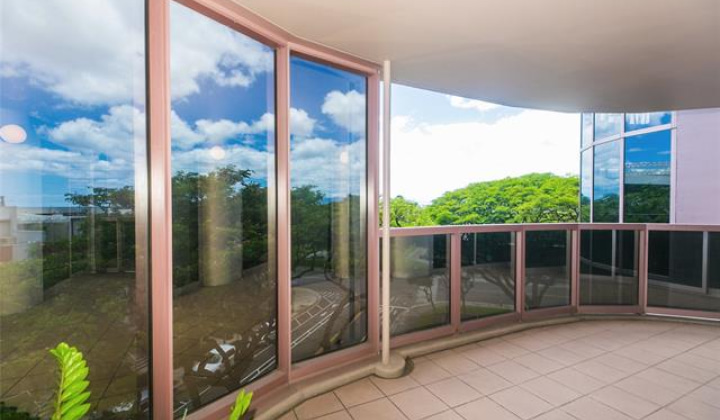 415 South Street,Honolulu,Hawaii,96813,2 ベッドルーム ベッドルーム,2 バスルームバスルーム,コンド / タウンハウス,South,4,18389576