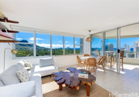 2600 Pualani Way,Honolulu,Hawaii,96815,2 ベッドルーム ベッドルーム,2 バスルームバスルーム,コンド / タウンハウス,Pualani,16,18389866