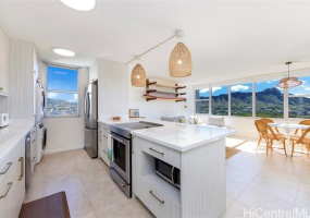 2600 Pualani Way,Honolulu,Hawaii,96815,2 ベッドルーム ベッドルーム,2 バスルームバスルーム,コンド / タウンハウス,Pualani,16,18389866
