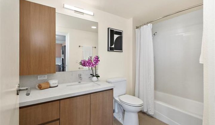 1391 Kapiolani Boulevard,Honolulu,Hawaii,96814,2 Bedrooms Bedrooms,2 BathroomsBathrooms,Condo/Townhouse,Kapiolani,25,18389938